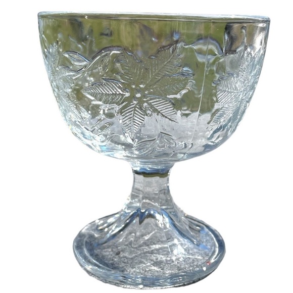 COPY - COPY - Princess House, Fantasia pattern, set of 3 pedestal dessert bowls… - Picture 4 of 5